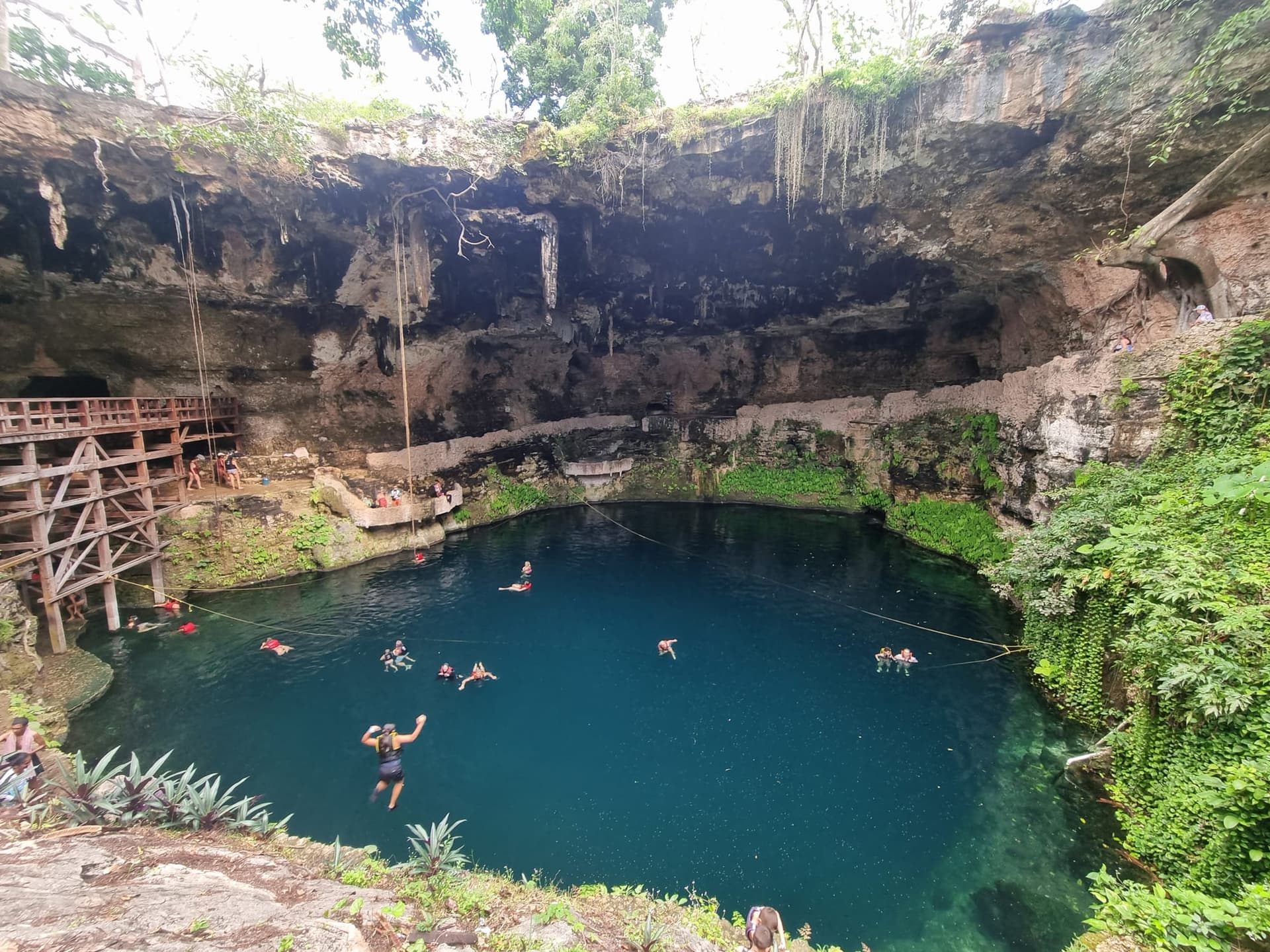 Excursion à Chichén Itzá, cénote et Valladolid